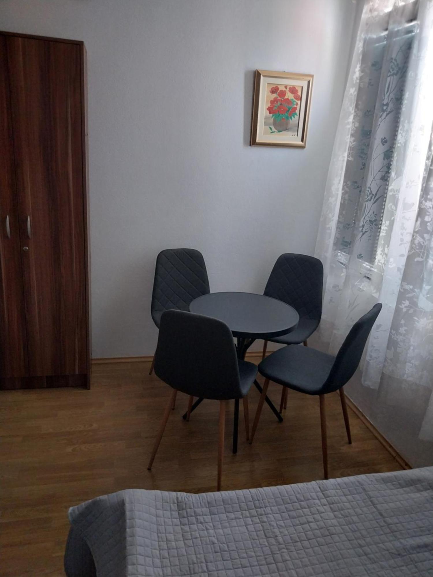 Apartmani Liberan Неум Экстерьер фото