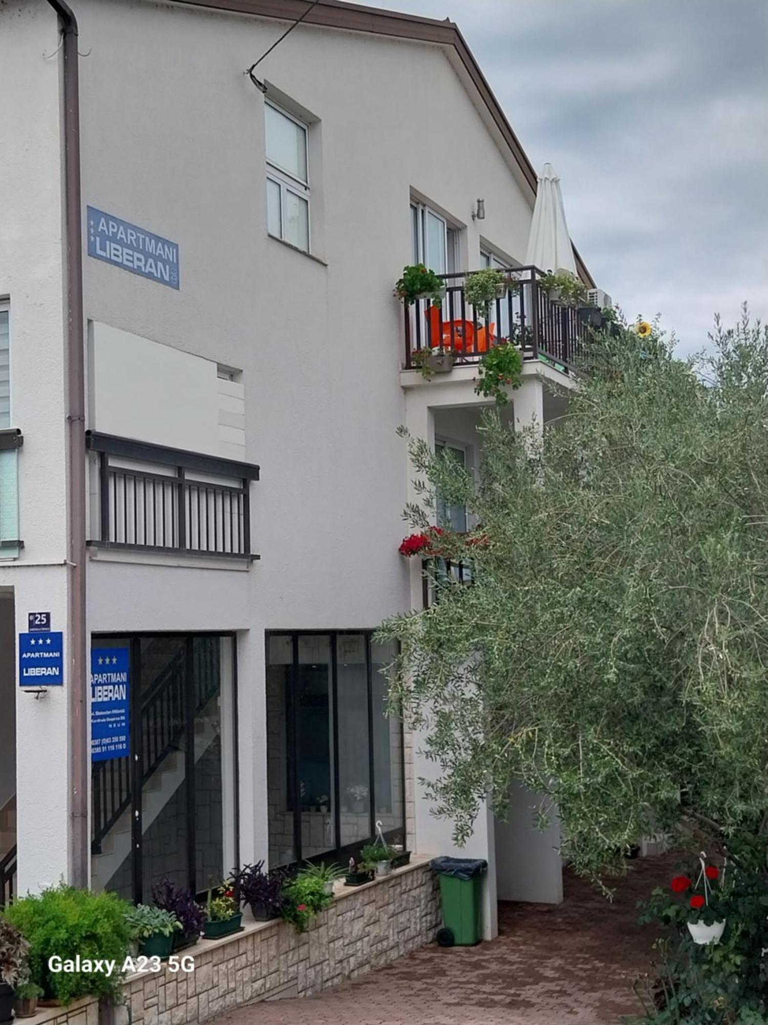 Apartmani Liberan Неум Экстерьер фото